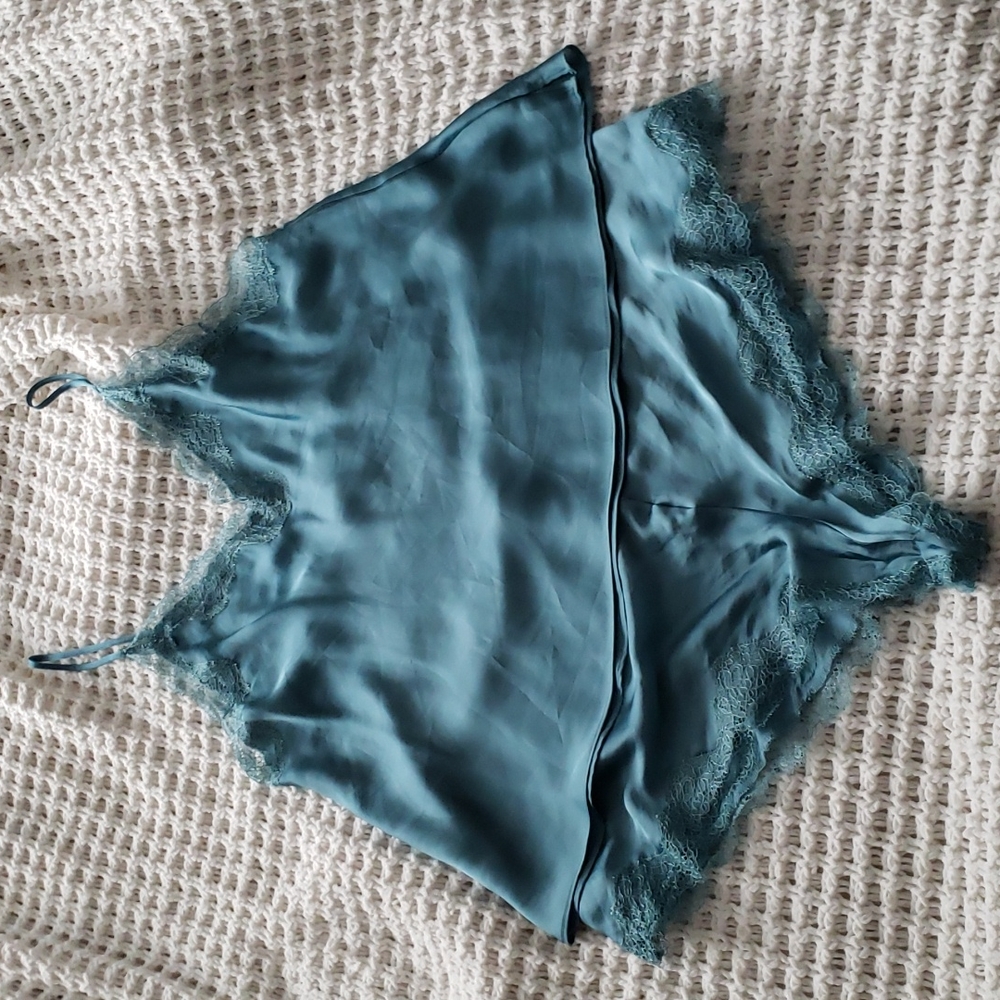 BNWT Victoria's Secret Sage Green Satin Cami Sleep Set